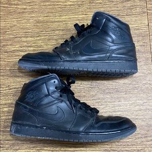 All-Black Jordan 1 Mid
